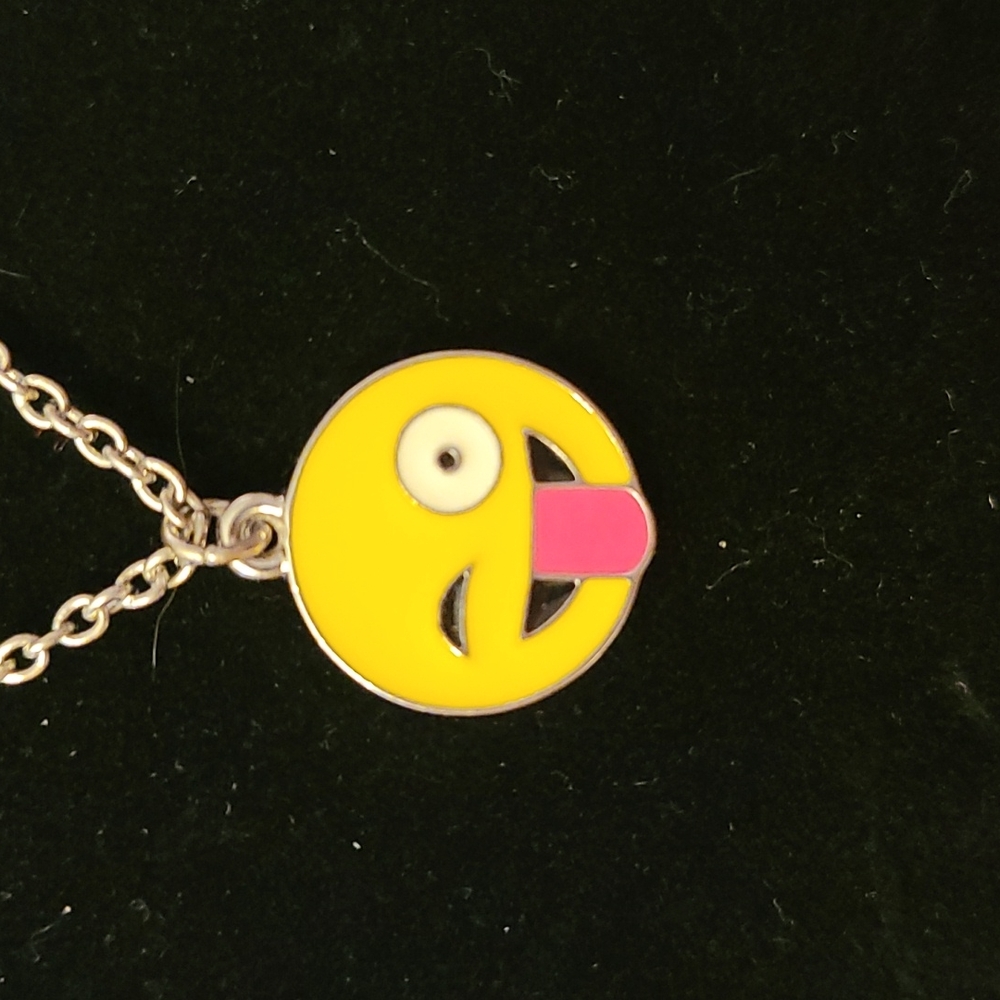 Winking Emoji Necklace - Picture 2 of 4